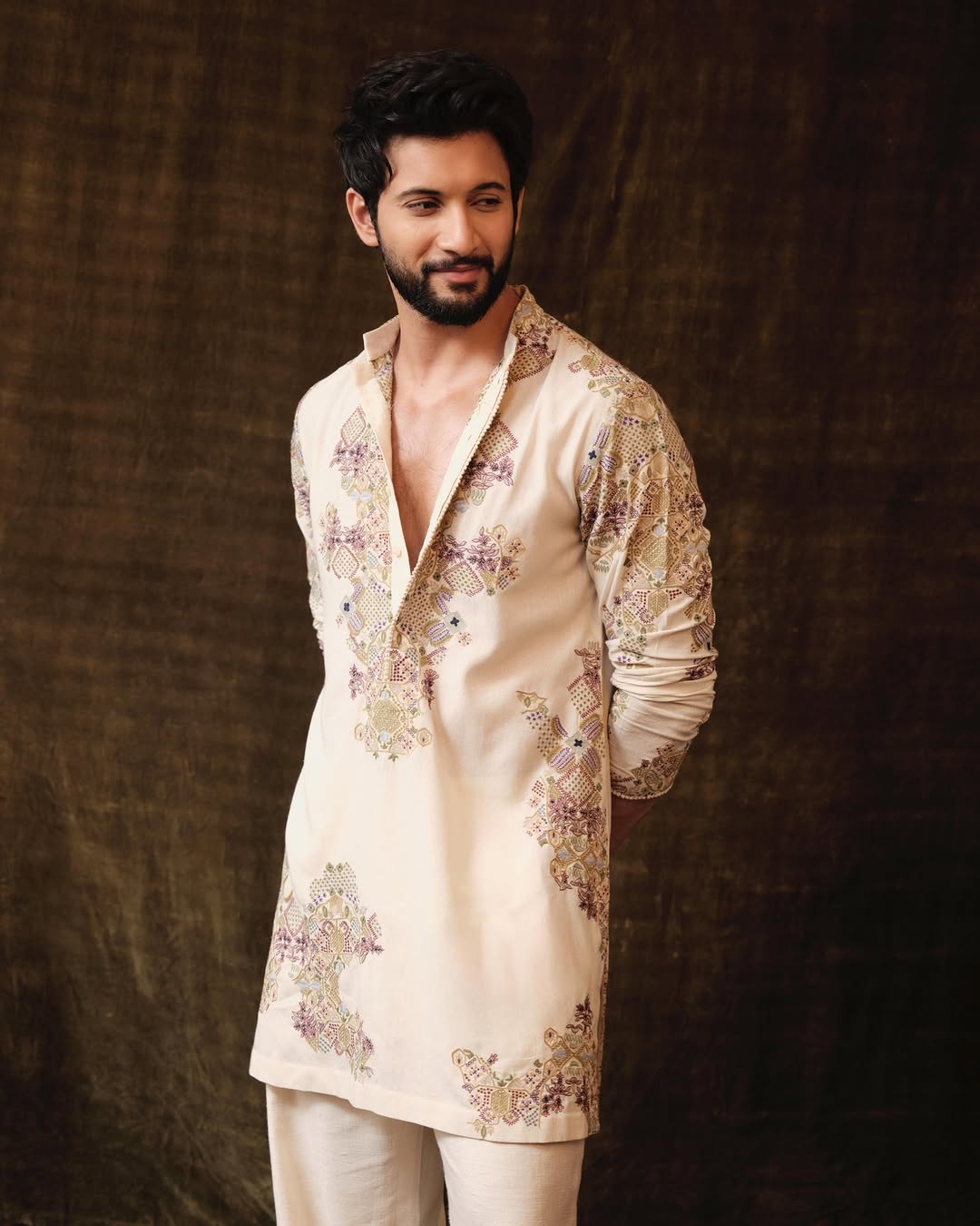 Ivory  Embroidered Kurta pajama Set for Men