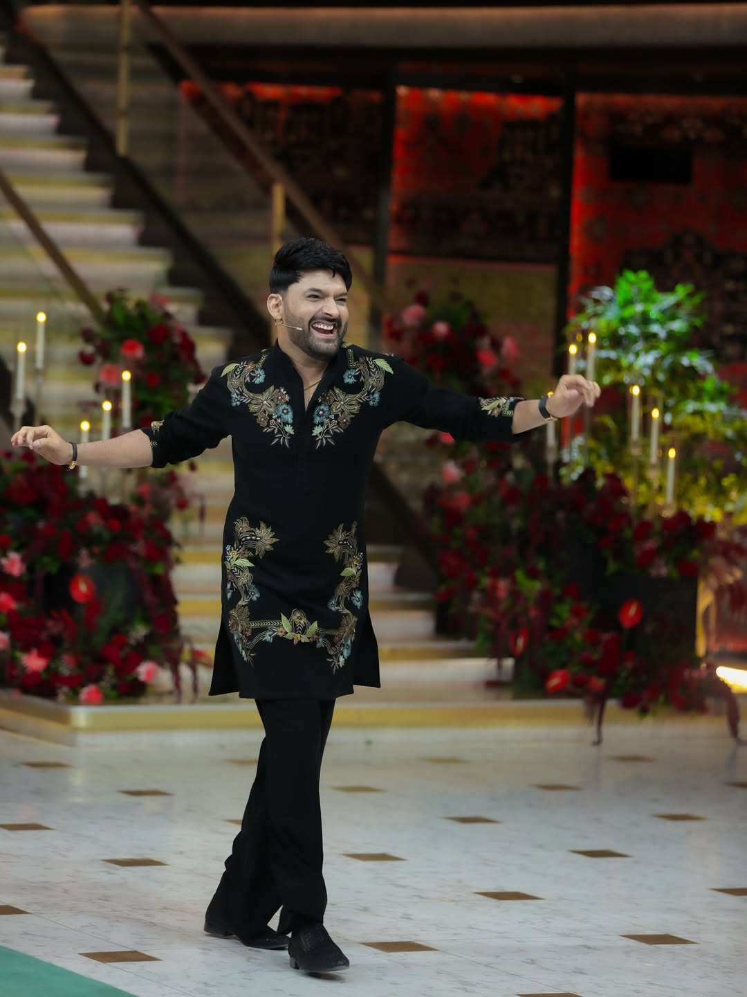 Kapil sharma Adition Black Kurta Pjama With Embroidery