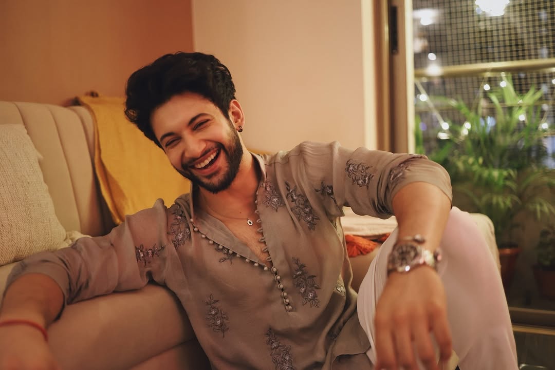 Simerchiku kurta set with Embroidery