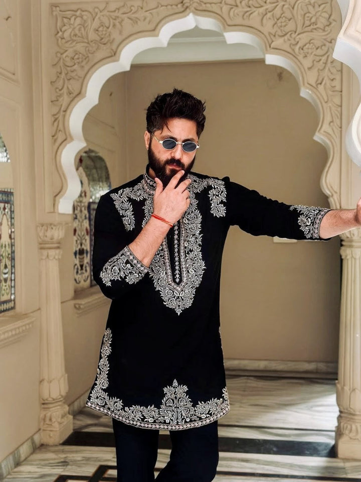 Vinay Rana Black Kurta Set With Embroidery