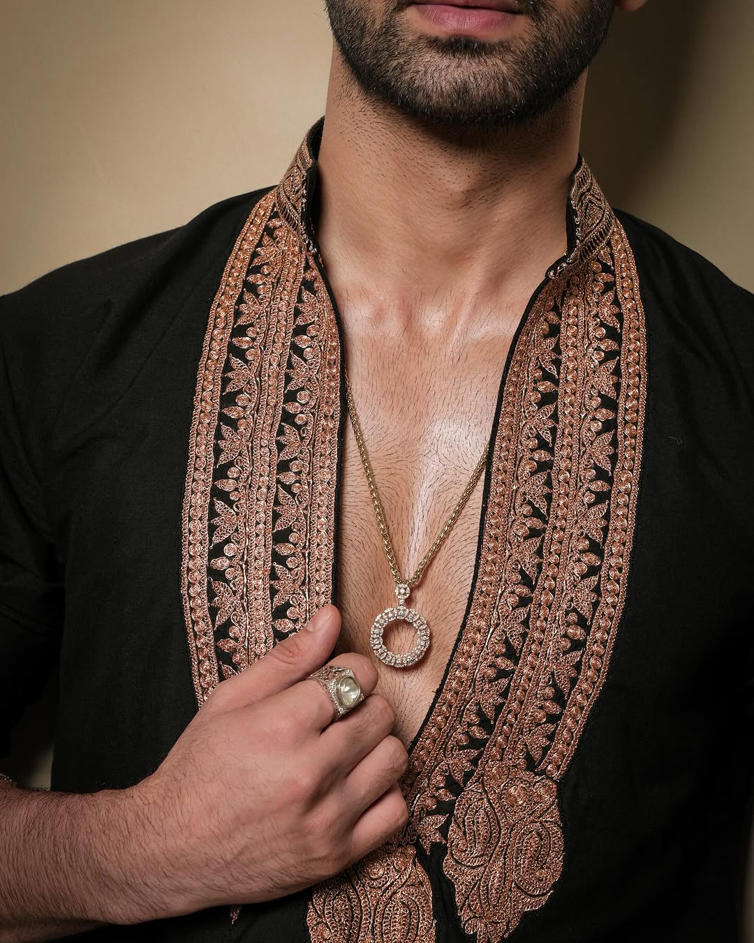 Z BLACK kurta pajama set with Embroidery