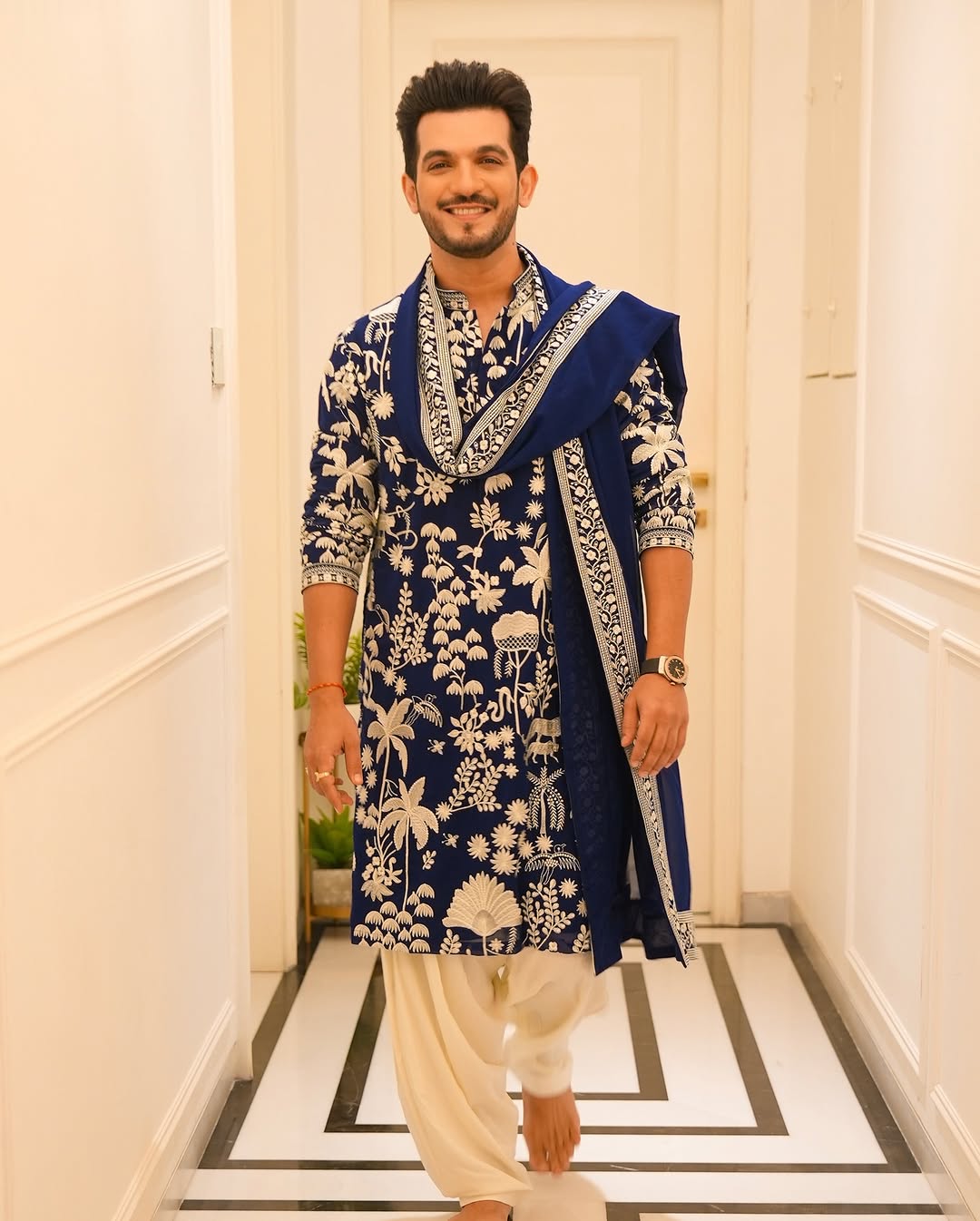 Arjun adition Neavy Blue  Kurta set with Embroidery