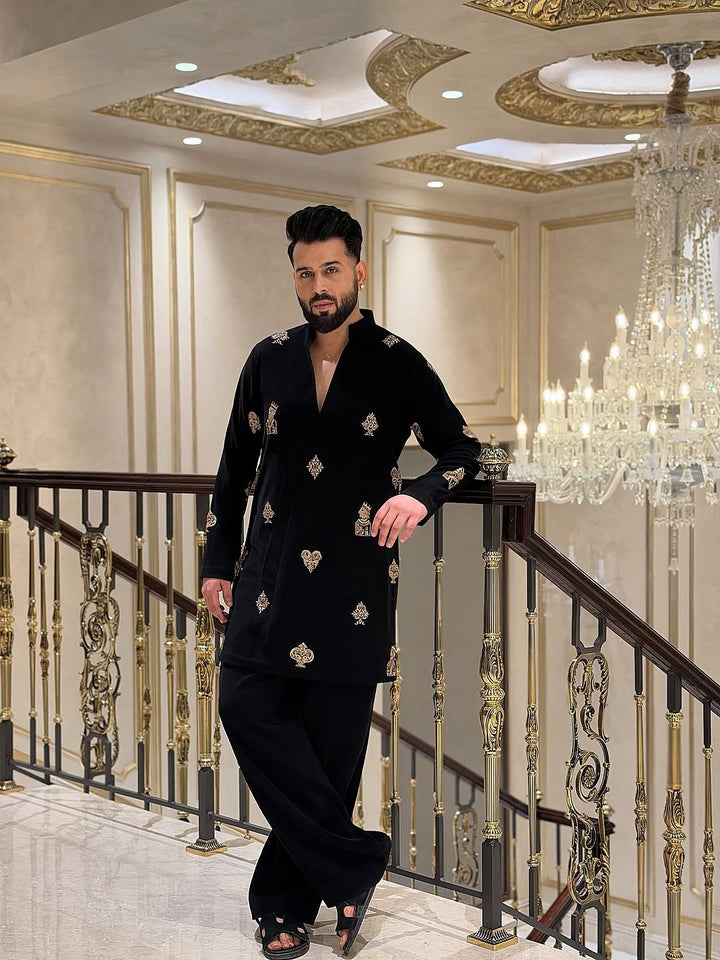 BLACK RAJA RANI KURTA PAJAMA SET