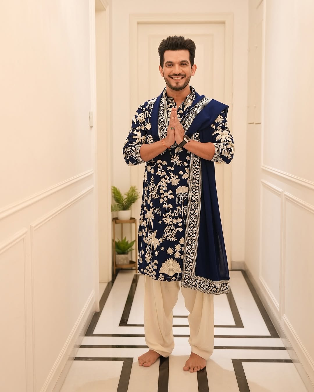 Arjun adition Neavy Blue  Kurta set with Embroidery