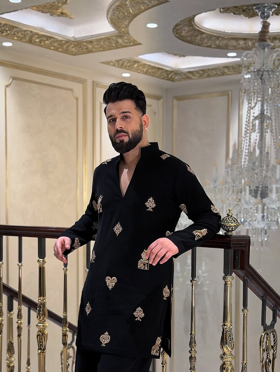 BLACK RAJA RANI KURTA PAJAMA SET